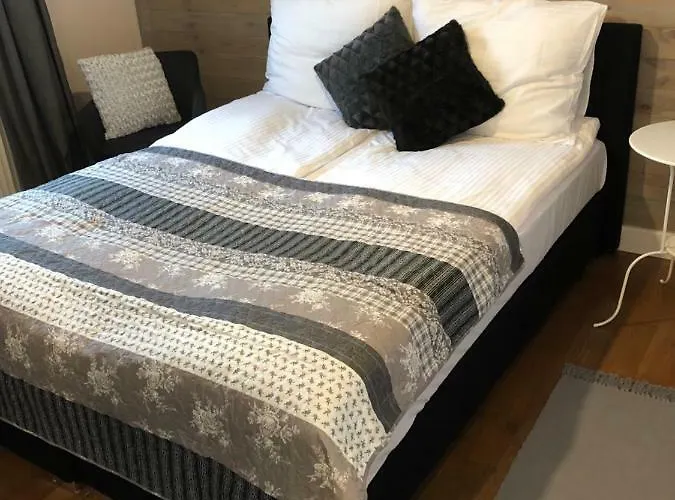 홈스테이 Brzozki Brzozki (Police)